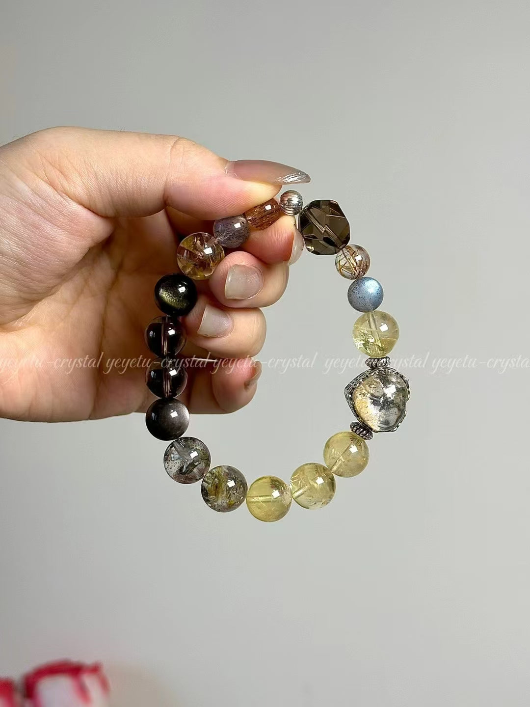 Consecrated to protect villains from seeking good luck and avoiding evil, tea crystal obsidian bracelet